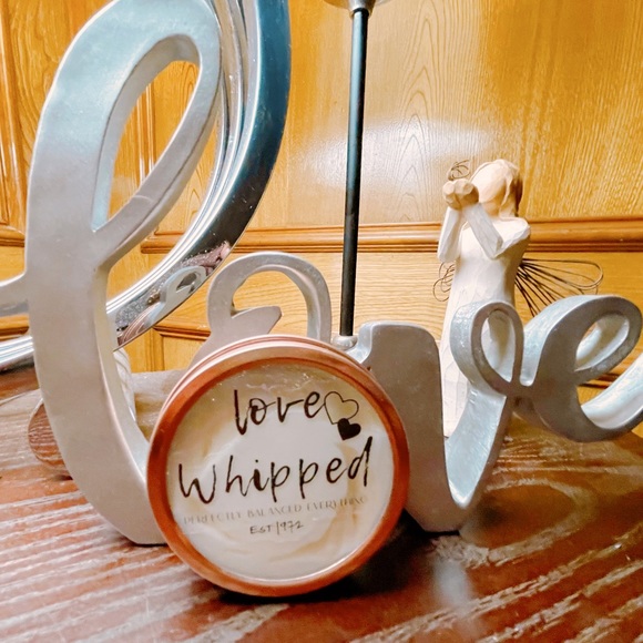 Love Whipped Custom Body Balms, Sugar Scrubs, and Essential Oils Beard Serums. - Picture 3 of 5